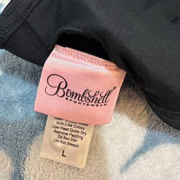 Bombshell Bra - Picture 3 of 4